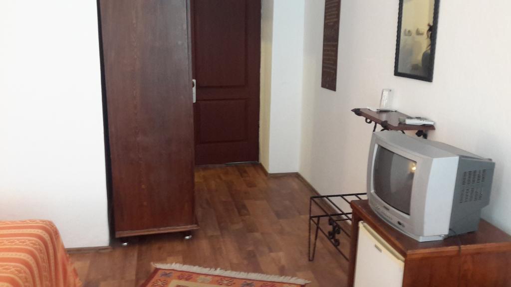 Ege Hotel Τένεδος Εξωτερικό φωτογραφία