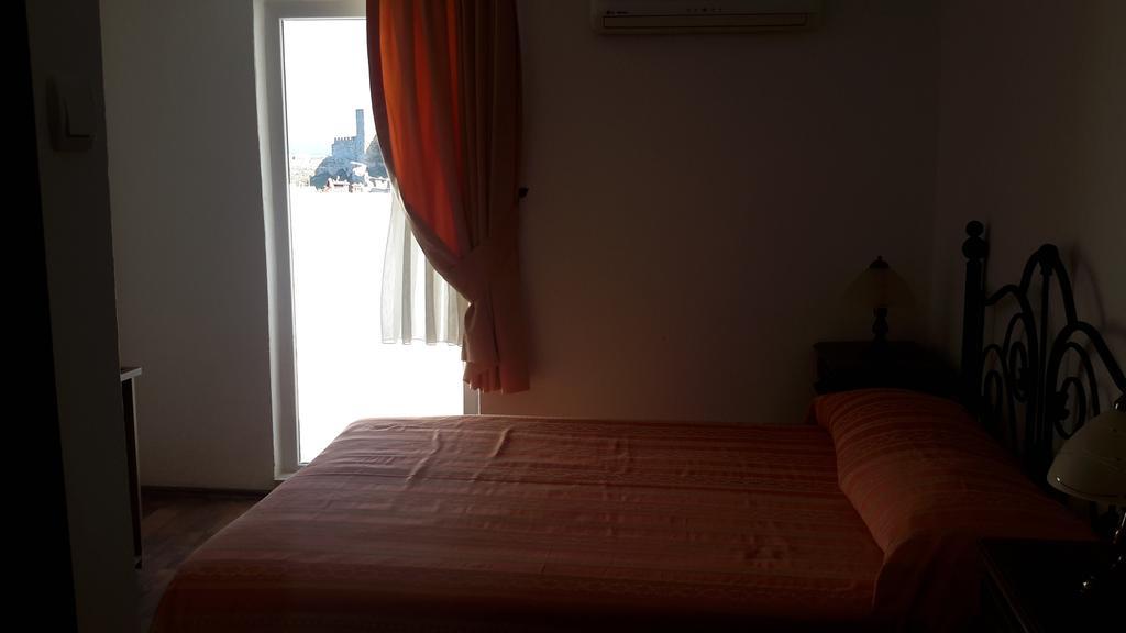 Ege Hotel Τένεδος Δωμάτιο φωτογραφία