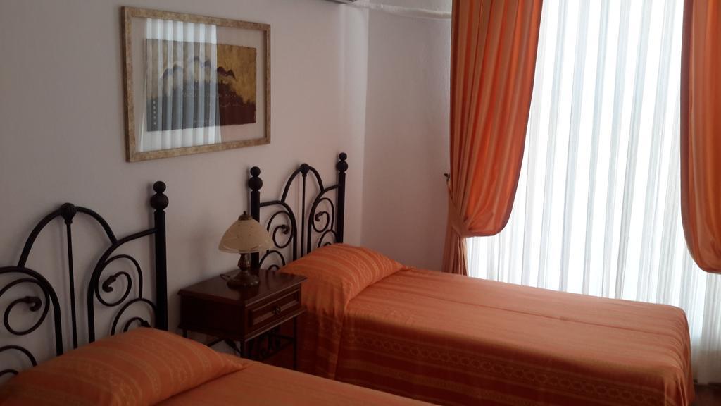 Ege Hotel Τένεδος Δωμάτιο φωτογραφία